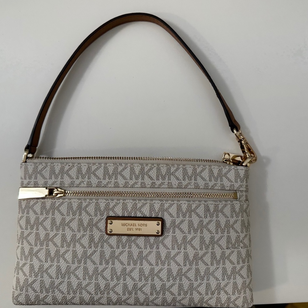 Michael Kors Logo Clutch